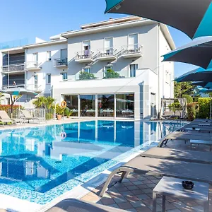 3* Hotel Paradiso